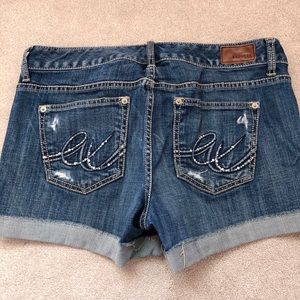 Express jean shorts 8
